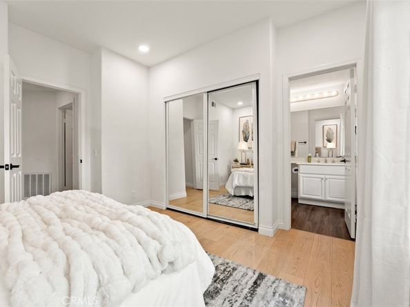 27153 Woodbluff Rd, Laguna Hills CA 92653
