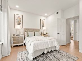 27153 Woodbluff Rd, Laguna Hills CA 92653