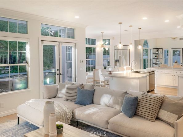 27153 Woodbluff Rd, Laguna Hills CA 92653