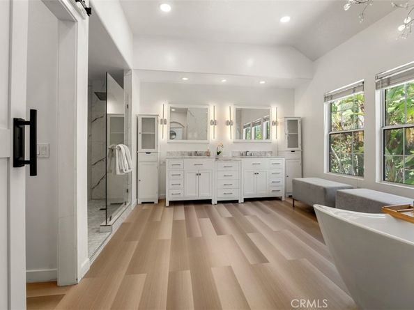 27153 Woodbluff Rd, Laguna Hills CA 92653