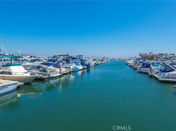 3962 Mistral Drive, Huntington Beach CA 92649