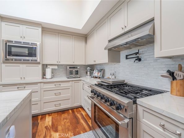 3962 Mistral Drive, Huntington Beach CA 92649