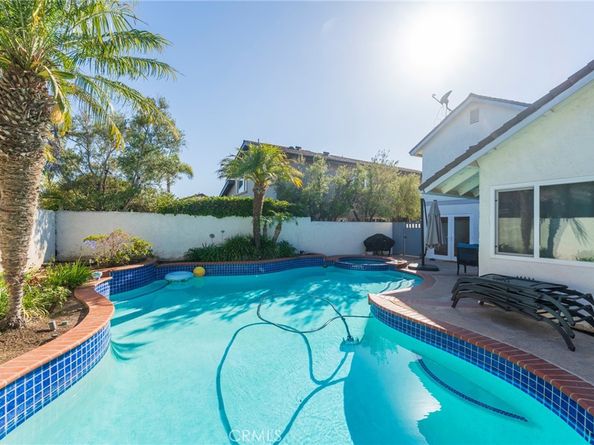 3962 Mistral Drive, Huntington Beach CA 92649