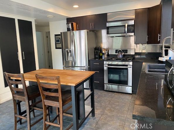 4704 Seashore Drive, Newport Beach CA 92663