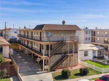 12612 Kornblum Avenue