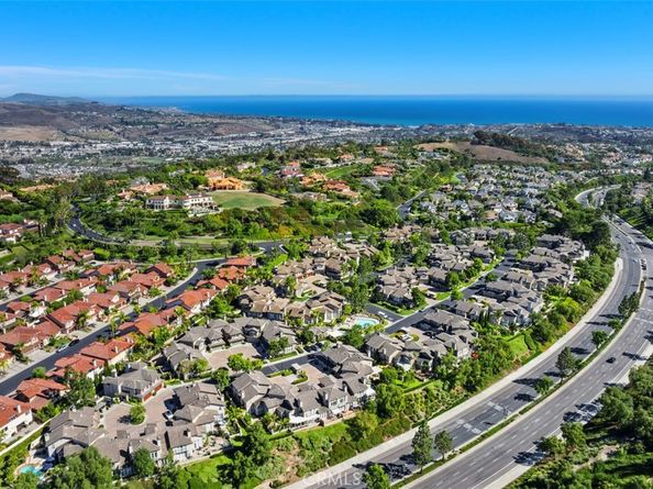 90 Cameray, Laguna Niguel CA 92677