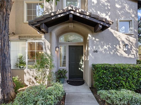 98 Tierra Montanosa, Rancho Santa Margarita CA 92688