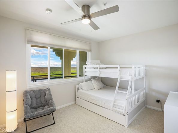 4165 Warner Avenue 202, Huntington Beach CA 92649