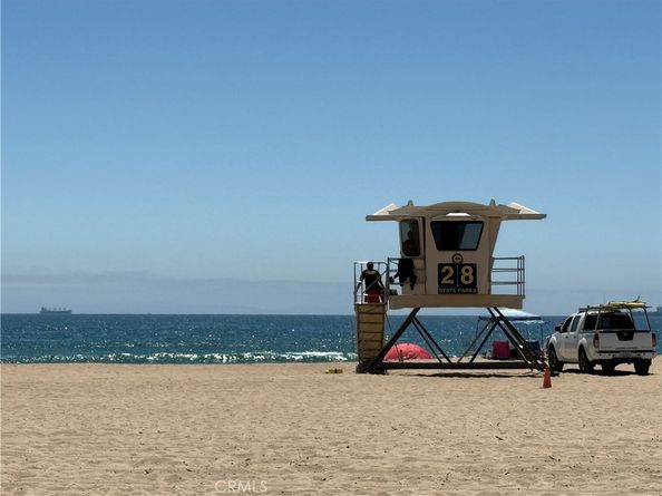 4165 Warner Avenue 202, Huntington Beach CA 92649