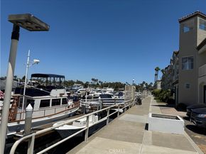 4165 Warner Avenue 202, Huntington Beach CA 92649