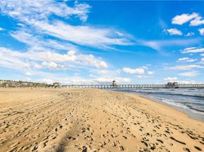 4165 Warner Avenue 202, Huntington Beach CA 92649