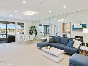 4165 Warner Avenue 202, Huntington Beach CA 92649