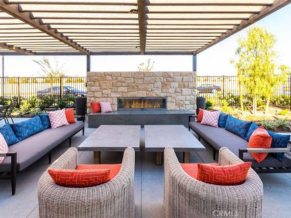 4152 S S. Limecrest Paseo 27, Ontario CA 91761