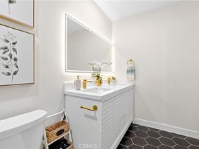 6138 Pepperwood, Lakewood CA 90712