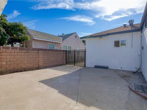 6138 Pepperwood, Lakewood CA 90712