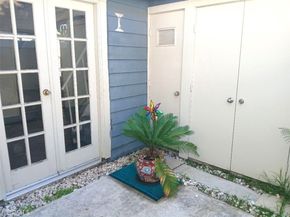 810 Baker 112, Costa Mesa CA 92626