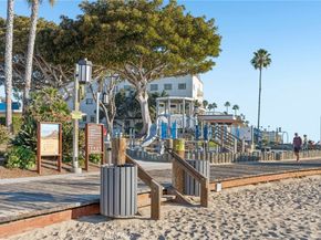 240 Moss 2, Laguna Beach CA 92651