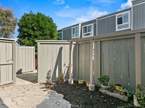 2961 S Fairview B, Santa Ana CA 92704
