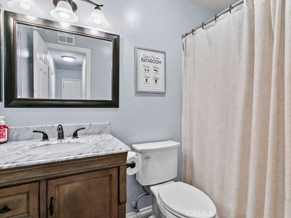 2961 S Fairview B, Santa Ana CA 92704