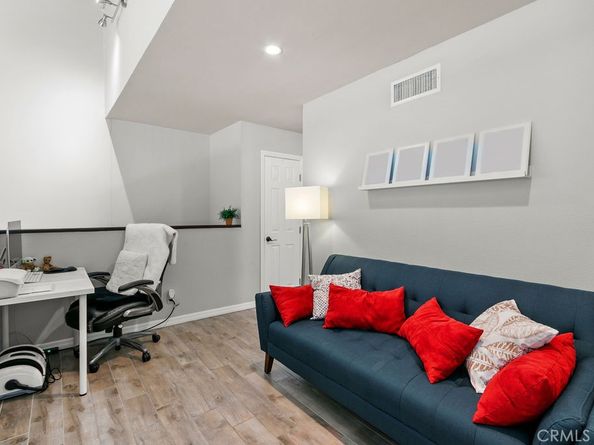 2961 S Fairview B, Santa Ana CA 92704