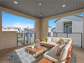 110 Spiral, Irvine CA 92618