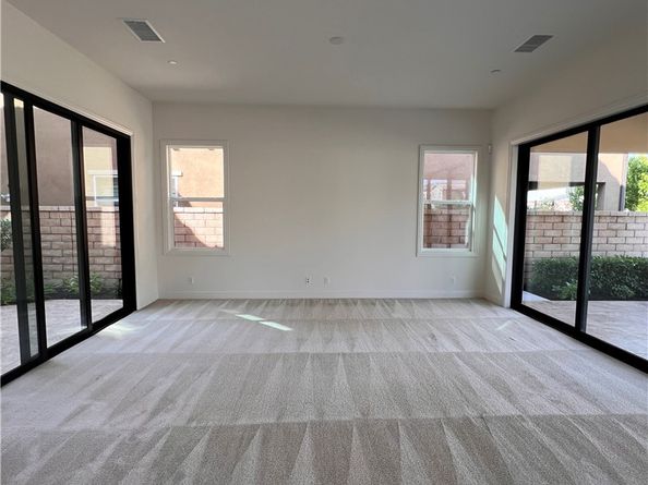 29 Caspian, Lake Forest CA 92630