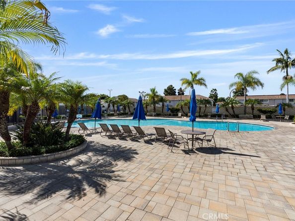 9831 Continental Dr., Huntington Beach CA 92646