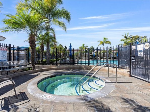 9831 Continental Dr., Huntington Beach CA 92646
