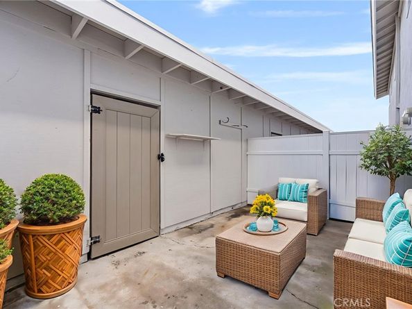 9831 Continental Dr., Huntington Beach CA 92646