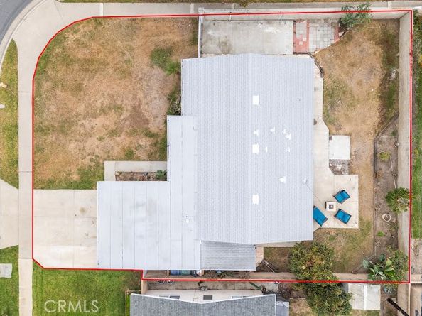 9462 Litchfield Drive, Huntington Beach CA 92646