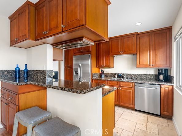 9462 Litchfield Drive, Huntington Beach CA 92646