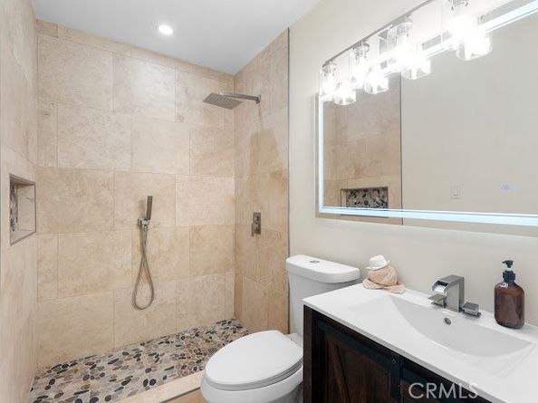 9462 Litchfield Drive, Huntington Beach CA 92646