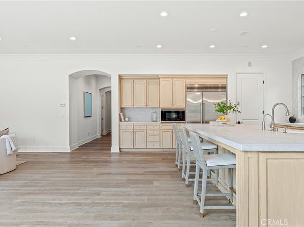 117 Andirons, Irvine CA 92602