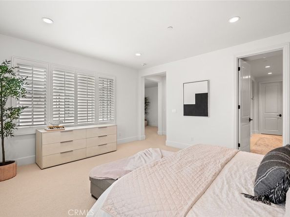 117 Andirons, Irvine CA 92602