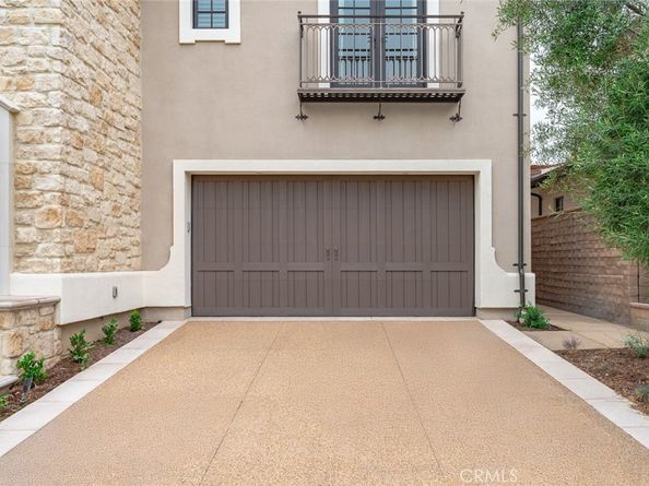 117 Andirons, Irvine CA 92602