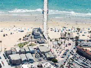 2006 Court Avenue, Newport Beach CA 92663