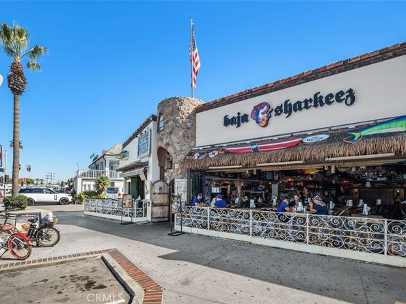 2006 Court Avenue, Newport Beach CA 92663