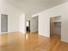 1100 S Hope 1704, Los Angeles CA 90015