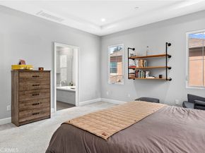 58 Tollson, Irvine CA 92620