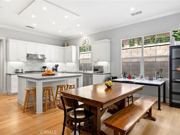 58 Tollson, Irvine CA 92620