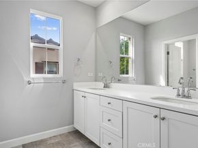 58 Tollson, Irvine CA 92620