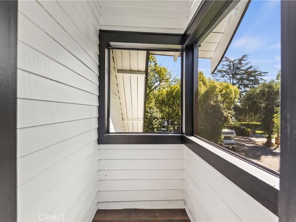 379 Buena Loma, Altadena CA 91001