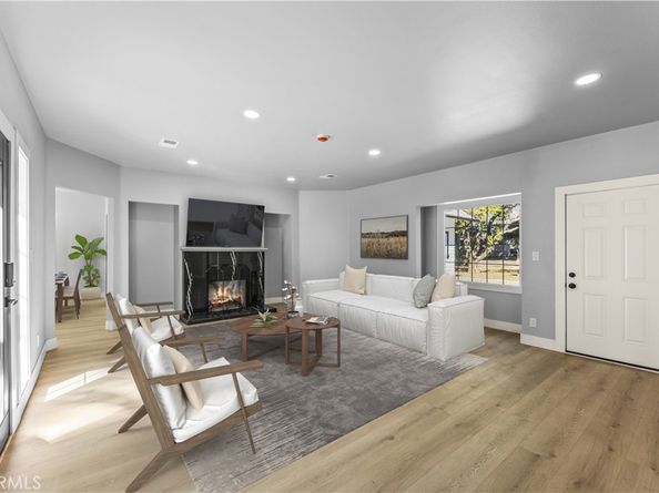 379 Buena Loma, Altadena CA 91001