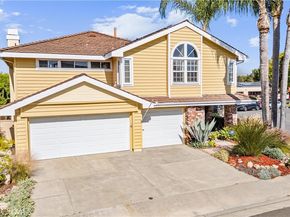 39 Foxboro, Irvine CA 92614