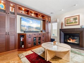 39 Foxboro, Irvine CA 92614