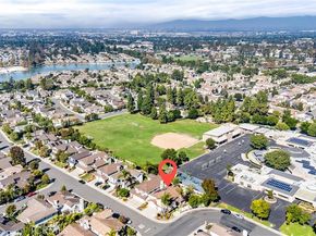 39 Foxboro, Irvine CA 92614