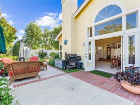 39 Foxboro, Irvine CA 92614
