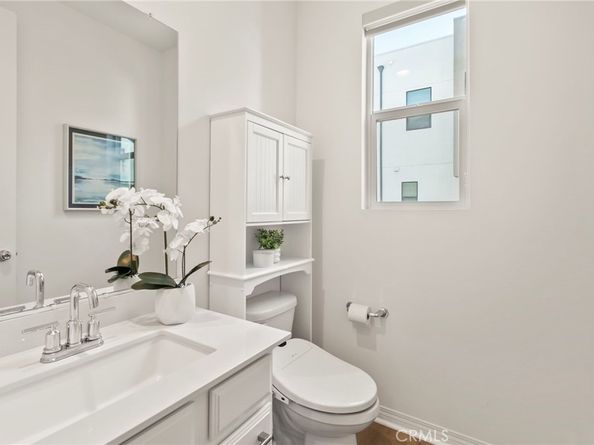 102 Sawbuck, Irvine CA 92618