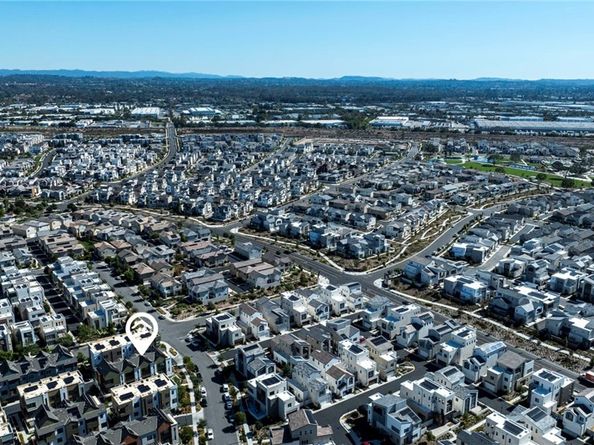102 Sawbuck, Irvine CA 92618