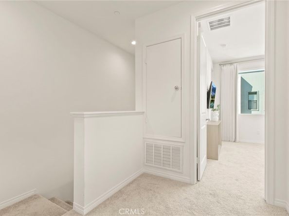 102 Sawbuck, Irvine CA 92618